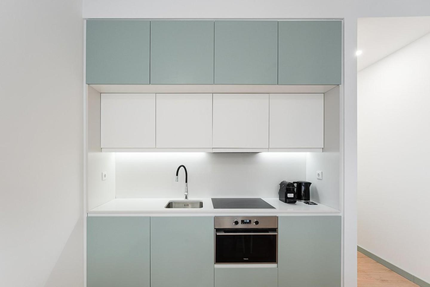 Guestready - A Modern Stay In Downtown Порто Екстериор снимка
