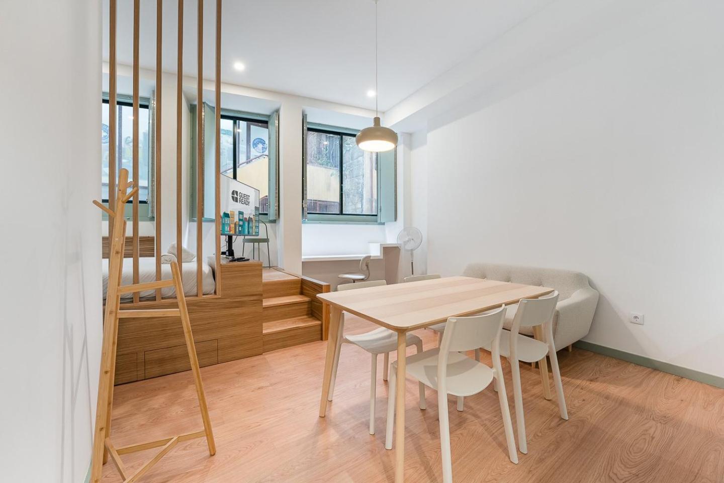Guestready - A Modern Stay In Downtown Порто Екстериор снимка